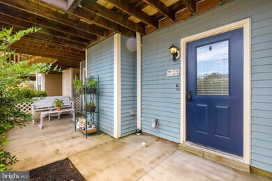 302B Locust St SE unit 5, Vienna, VA 22180 - photo 6