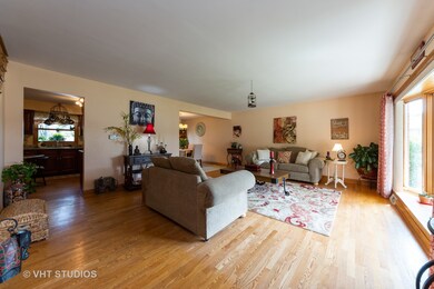 1493 Webster Ln, Des Plaines, IL 60018 - photo 3