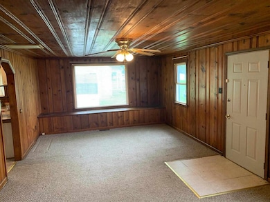 2728 S Meeker Ave, Muncie, IN 47302 - photo 2