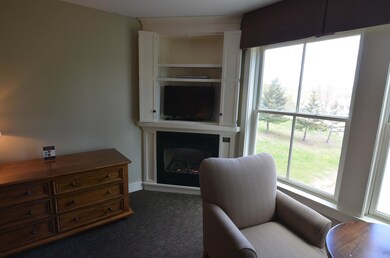 618/620 QIII Jackson Gore Adams House unit 618/620 QIII, Ludlow, VT 05149 - photo 7