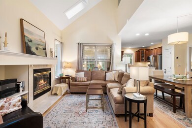 33 Moonlight Rose Ln, Bedford, NH 03110 - photo 6