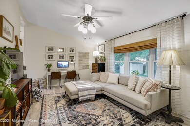 9 Lafayette Dr, Hazlet, NJ 07730 - photo 4