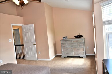 5597 Hobsons Choice Loop, Manassas, VA 20112 - photo 4