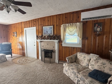 2014 Lee Ave, Bluefield, VA 24605 - photo 6