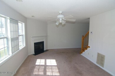 3951 Sterling Pointe Dr unit Ooo5, Winterville, NC 28590 - photo 2