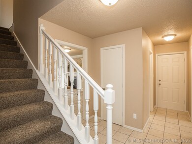 6531 S 265th East Ave, Broken Arrow, OK 74014 - photo 2