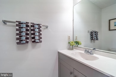 13968 Big Yankee Ln, Centreville, VA 20121 - photo 7