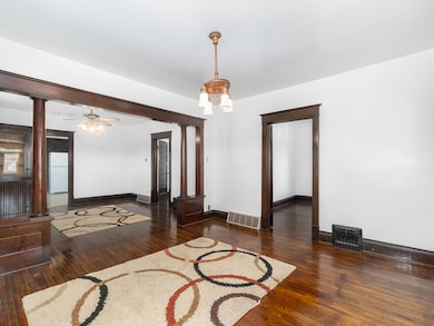 121 Davis Ave unit 2, Rockdale, IL 60436 - photo 4