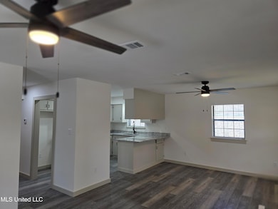 2208 S McGeehee Ln, Picayune, MS 39466 - photo 6