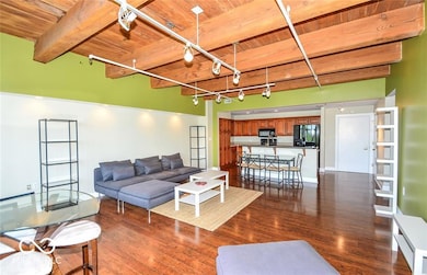 Lockerbie Glove Condominiums unit 504, Indianapolis, IN 46202 - photo 3