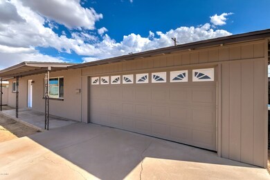 1945 E Marilyn Ave-5