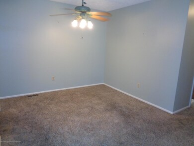 7206 Creekside Dr unit 57, Lansing, MI 48917 - photo 5