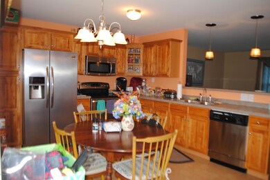 330 Trinity Dr, Hughesville, PA 17737 - photo 4