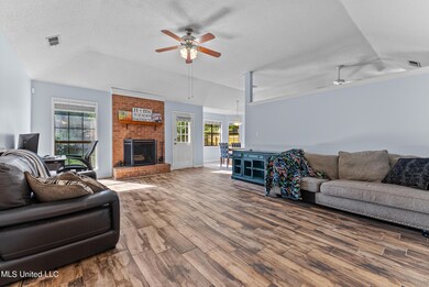 5827 southbend ln-interior-01