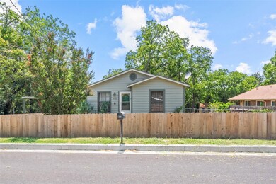 711 Liberty St, Weatherford, TX 76086 - photo 6