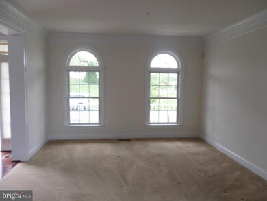 23205 Yellowwood Dr, Clarksburg, MD 20871 - photo 4