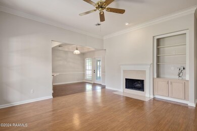 5-web-or-mls-109 Savignon Cir-5