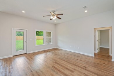Similar sold home