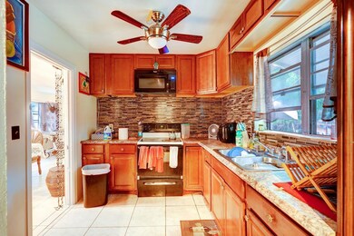 828 36th St, West Palm Beach, FL 33407 - photo 5