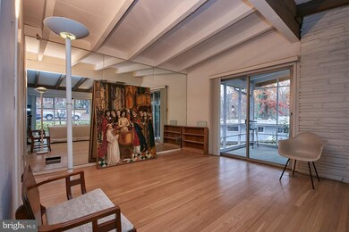 3404 Barger Dr, Falls Church, VA 22044 - photo 6