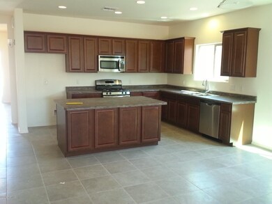 AR 50 Kitchen.jpg