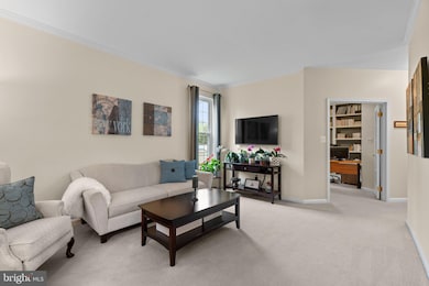 9218 Curtis Dr, Columbia, MD 21045 - photo 4