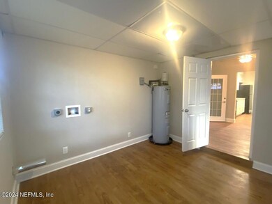 1703 Hazelhurst Dr, Jacksonville, FL 32216 - photo 6