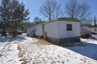 32 Hemlock Rd, Chepachet, RI 02814 - photo 4