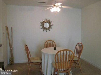 3301 Sir Thomas Dr, Silver Spring, MD 20904 - photo 2