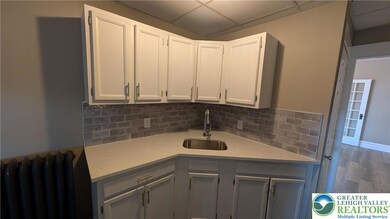 750 W Cumberland St, Allentown, PA 18103 - photo 5