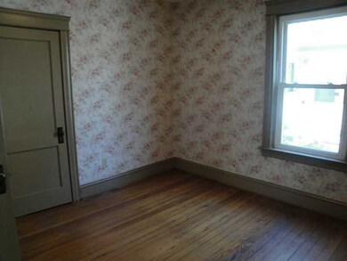 263 Lafayette St, Pawtucket, RI 02860 - photo 7