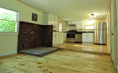 27 Whittemore St, Hillsborough, NH 03244 - photo 5