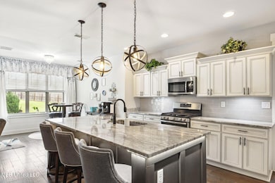 11-1756029sj-3219 McKenna Wy