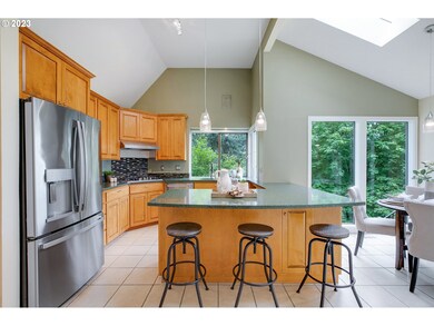 6611 Palomino Cir, West Linn, OR 97068 - photo 7