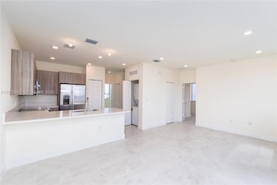 6450 NW 102nd Path unit 303, Doral, FL 33178 - photo 5