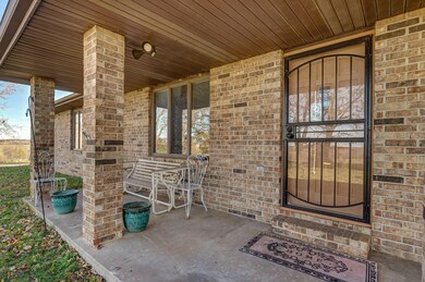 8610 N Farm Rd 53-28