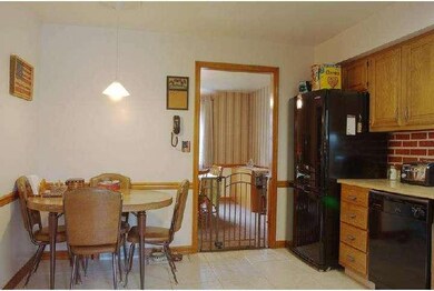 4208 Danor Dr, Reading, PA 19605 - photo 6