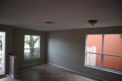 Living Room pic 2