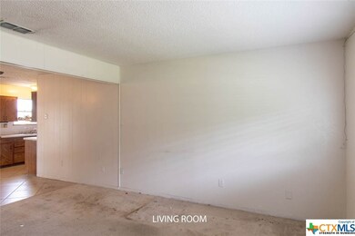 918 Randa St, Copperas Cove, TX 76522 - photo 4