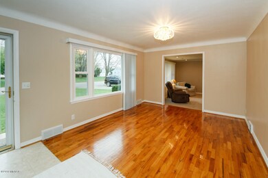 2311 Mapleview Ave, Portage, MI 49024 - photo 3