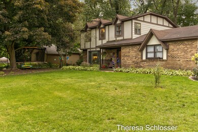 Exterior-5 Fitzsimmons