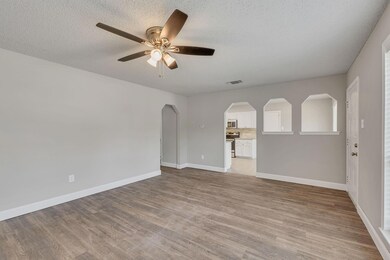 6417 Dorchester Trail, North Richland Hills, TX 76182 - photo 6