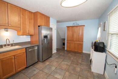 52547 Heatherfield Dr, South Bend, IN 46637 - photo 5