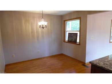 Breakfast nook/ Dinette