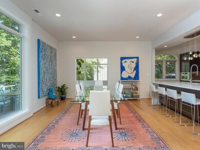 6208 Lakeview Dr, Falls Church, VA 22041 - photo 4