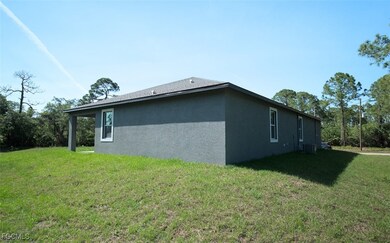 8008 Piper Ln, Labelle, FL 33935 - photo 3