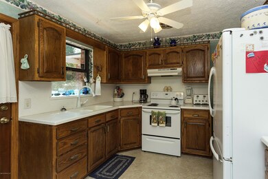 4949 Perrine Dr, Jacksonville, FL 32210 - photo 7