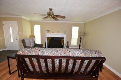 6606 Feather Creek Dr, Houston, TX 77086 - photo 5