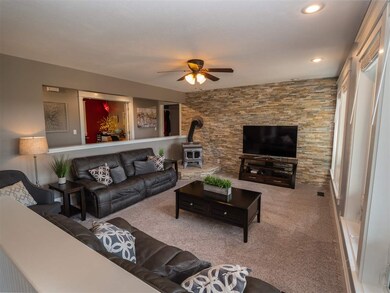 27705 N Hardesty Rd, Chattaroy, WA 99003 - photo 7