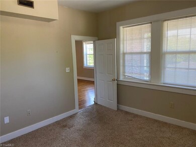 1717 W 1st St unit 5, Winston Salem, NC 27104 - photo 5